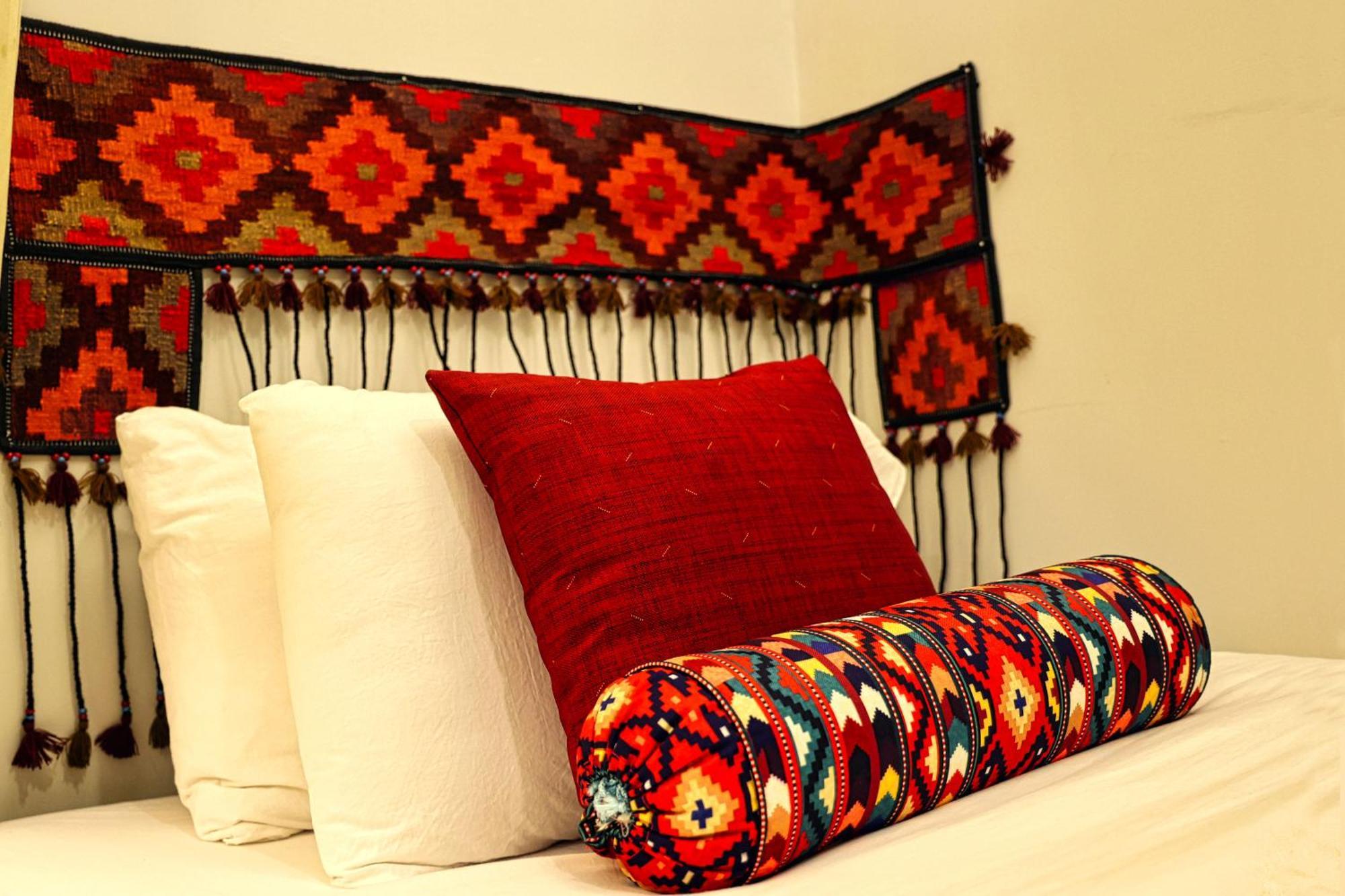 Oak Residency Hotell Gilgit Exteriör bild